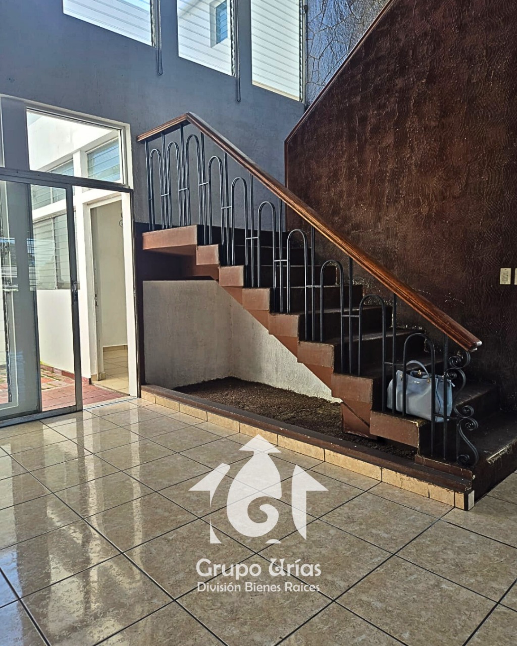 0e0c5b36-3a12-4e91-87b7-f256402c87af