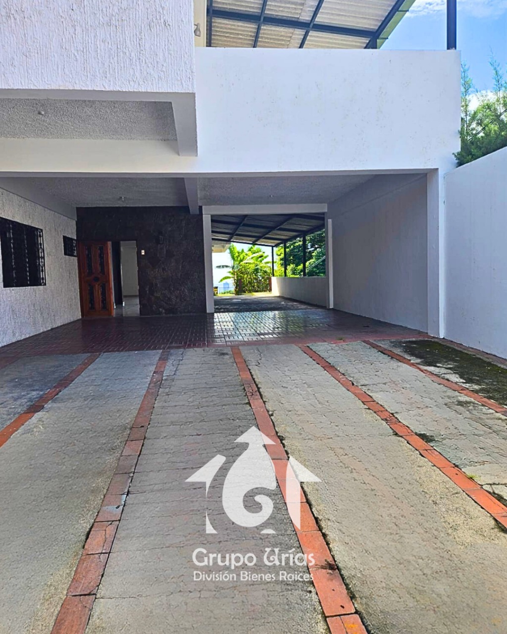 1f79718c-b441-4ddf-9559-3799a23325c5