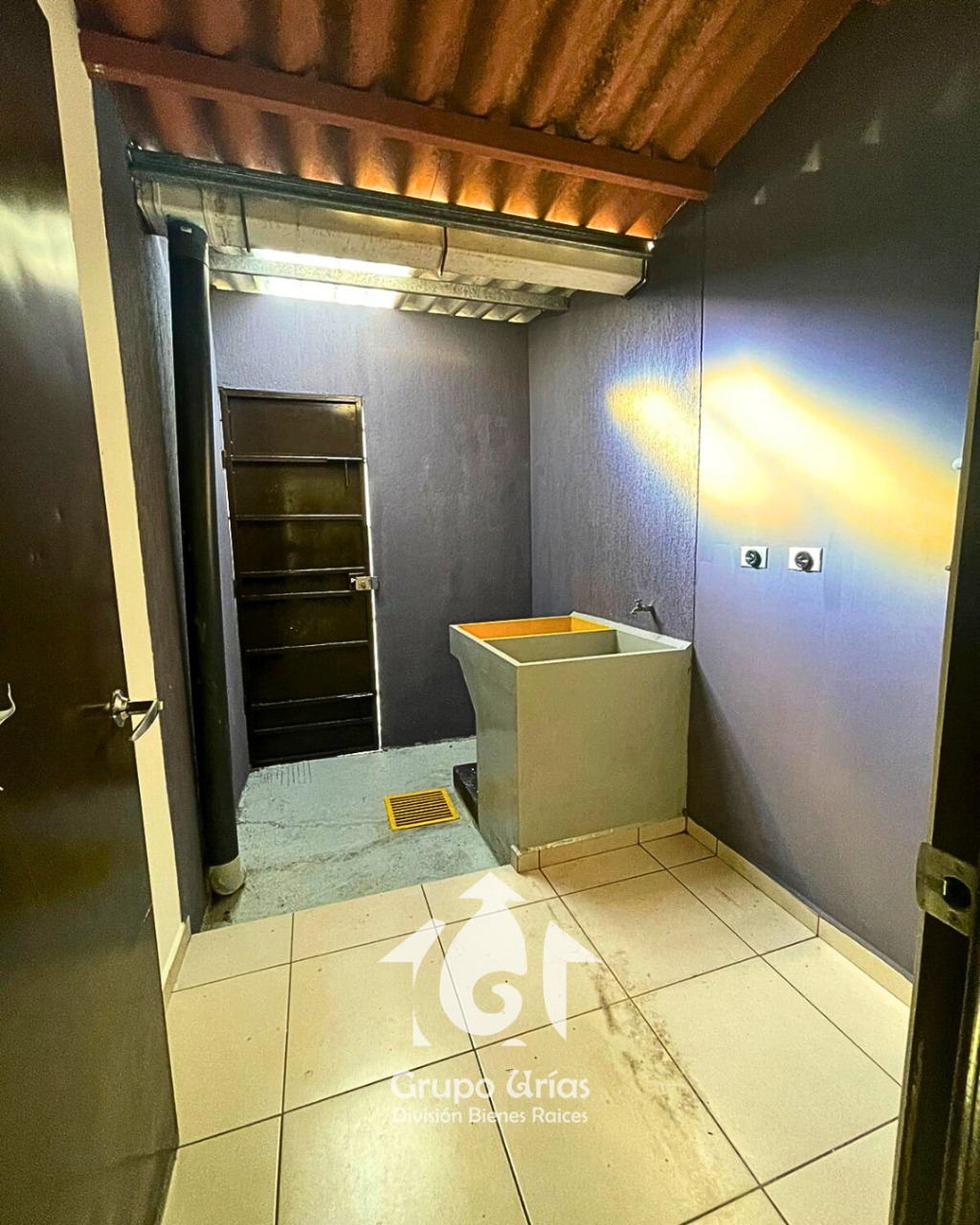 23a8401c-5132-43df-8ad9-6026daecbeae