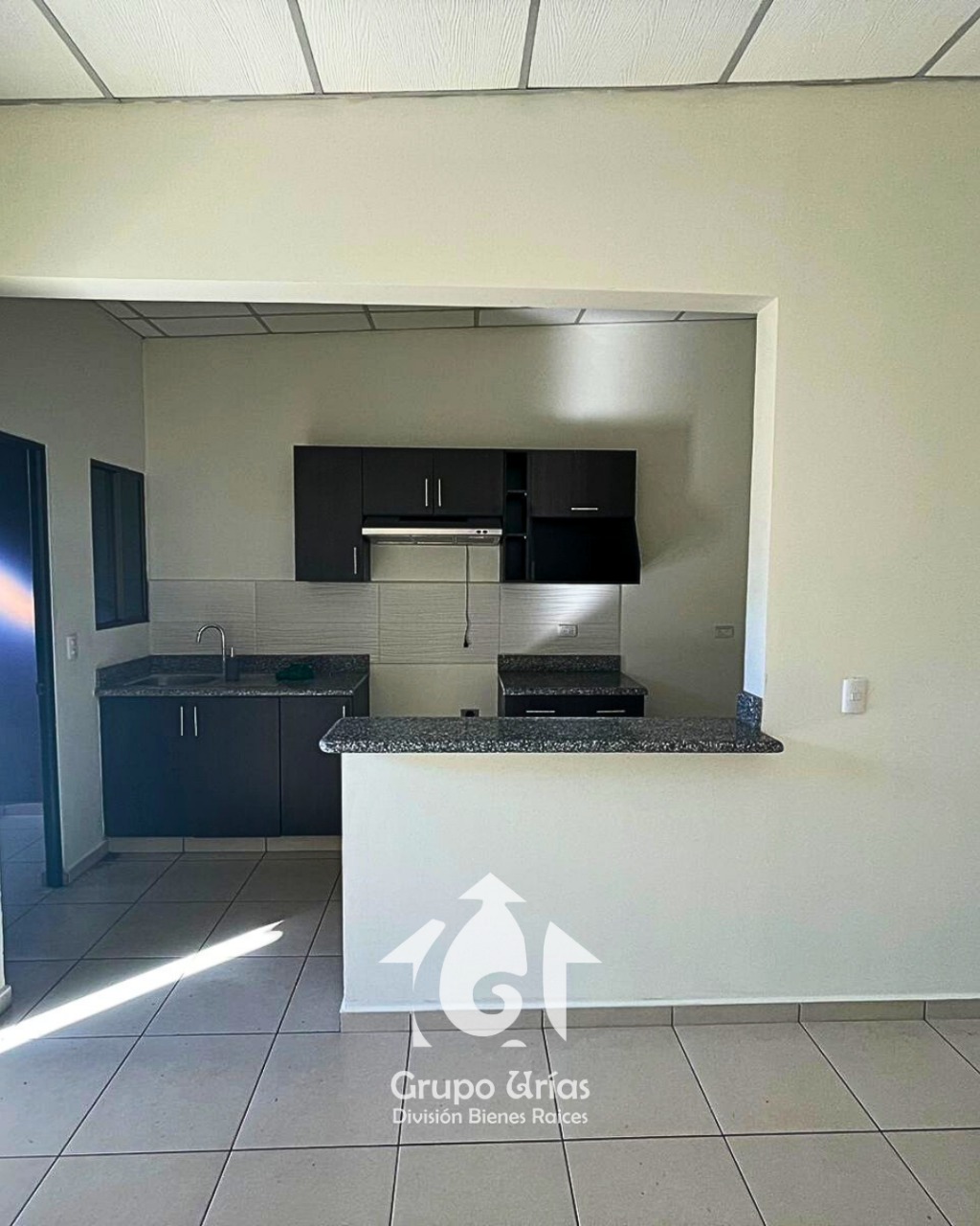 550b3254-bade-40a6-8cb7-42f8d8e23394