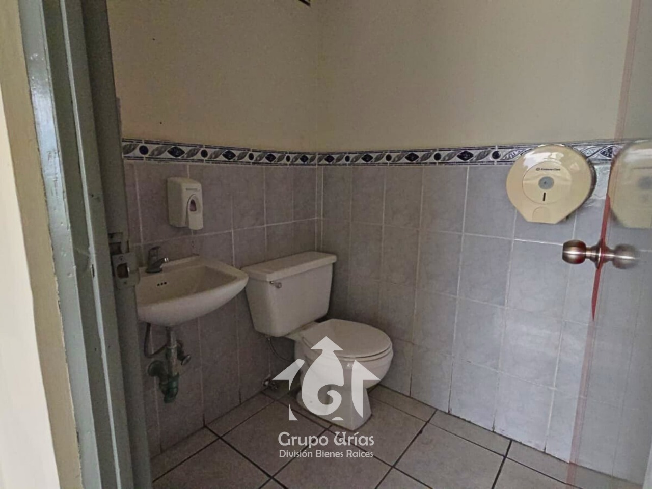 63205d0c-41ef-478d-9090-02d58bab5285