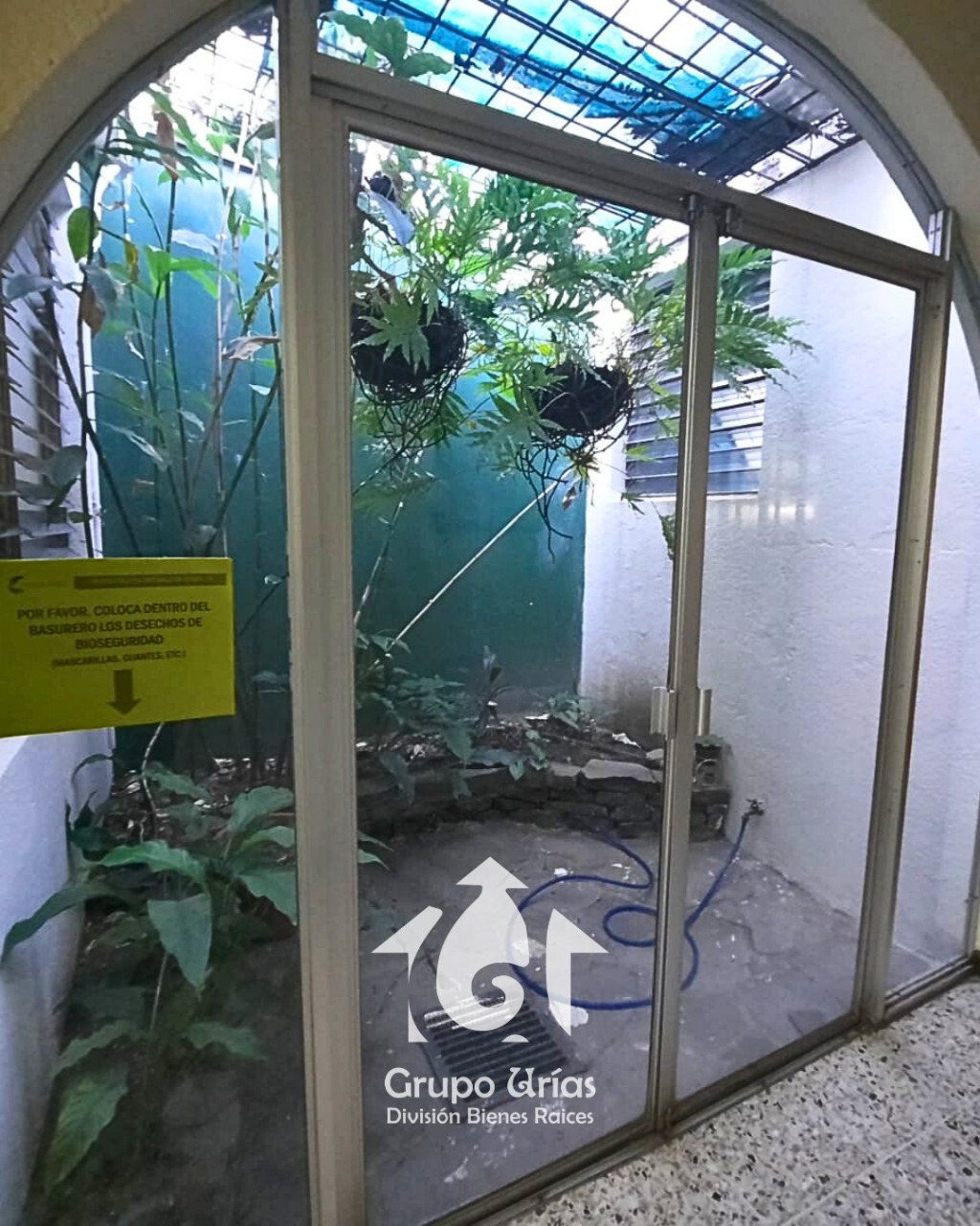 8ae9cf4a-7562-4bb9-9f62-788b1b3524b3