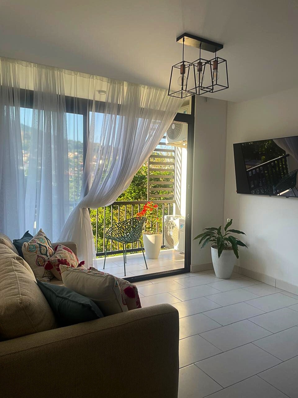 a89a976b-34ba-46b4-bcef-0fca5dd5fa34