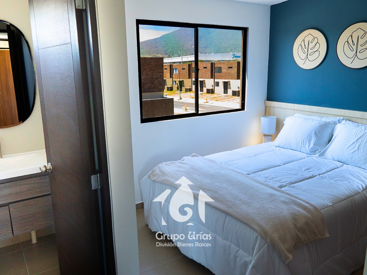 ae5a41fb-af3d-4169-9224-1f50a28d5aaa