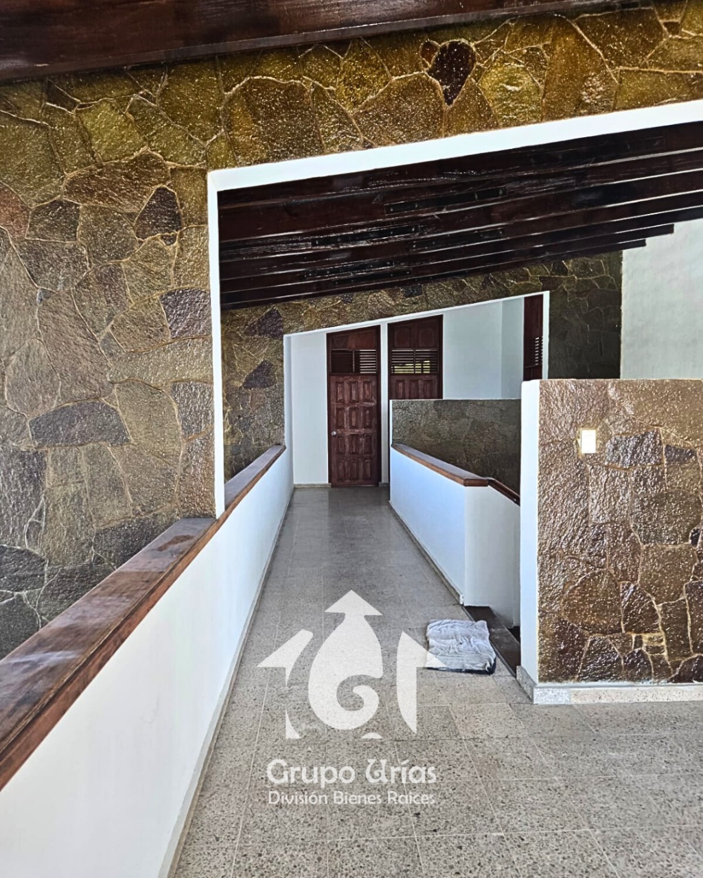 c3b350e5-0985-4aa3-85e0-1f1651a9087c