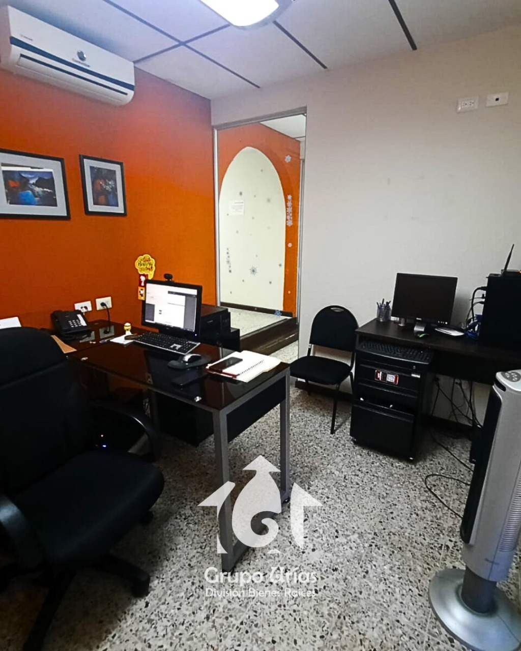 e148f29c-bc63-4d21-8c2b-eb24491758e9