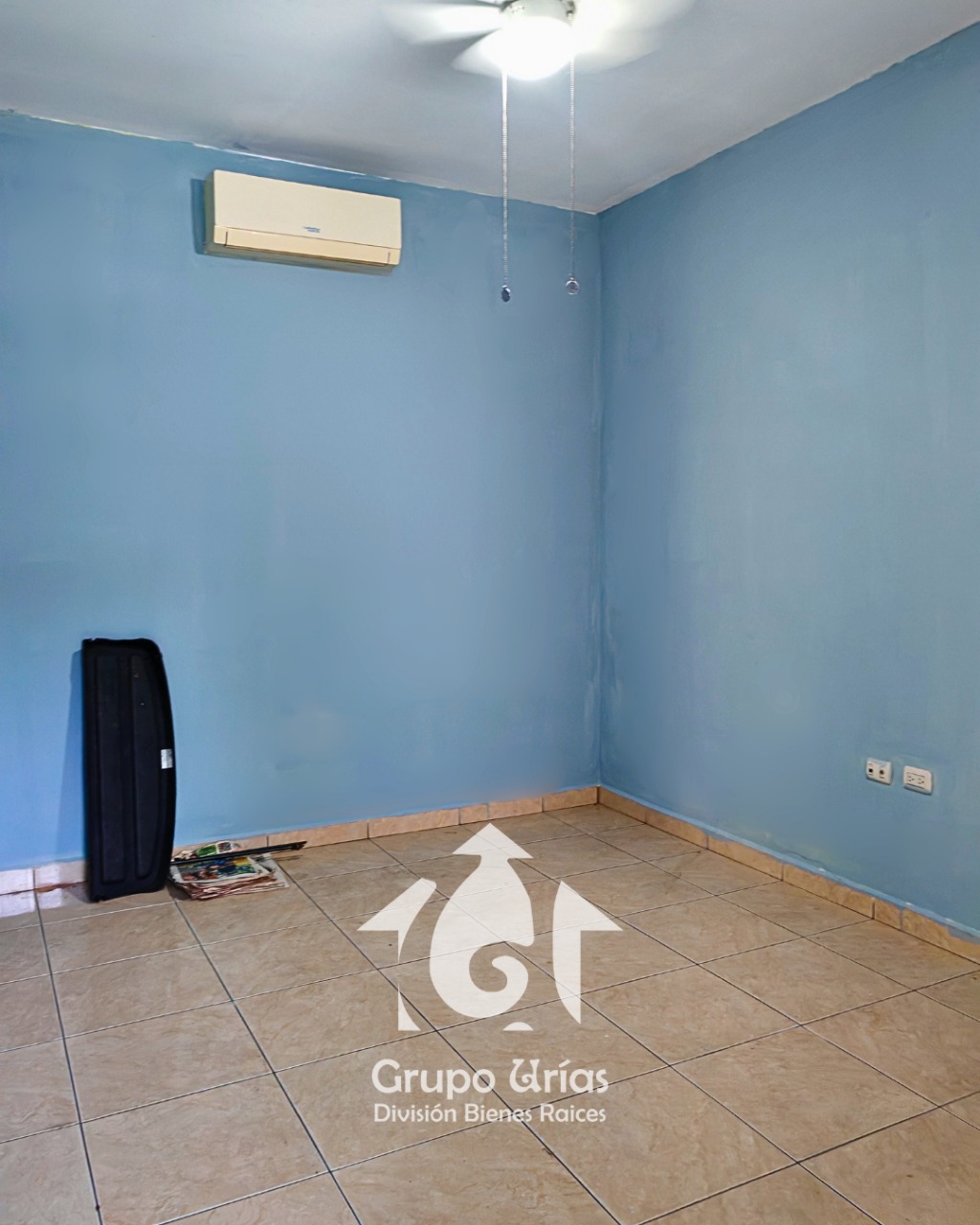 e7f66761-8b98-49f6-855e-a89d733a6c90